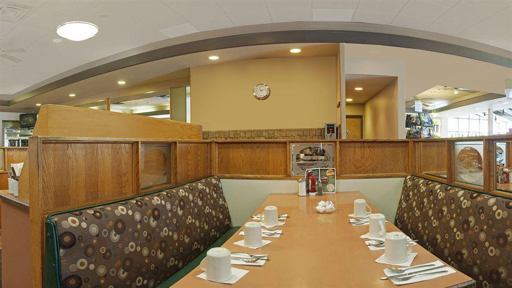 Travelodge By Wyndham Abbotsford Bakerview Esterno foto