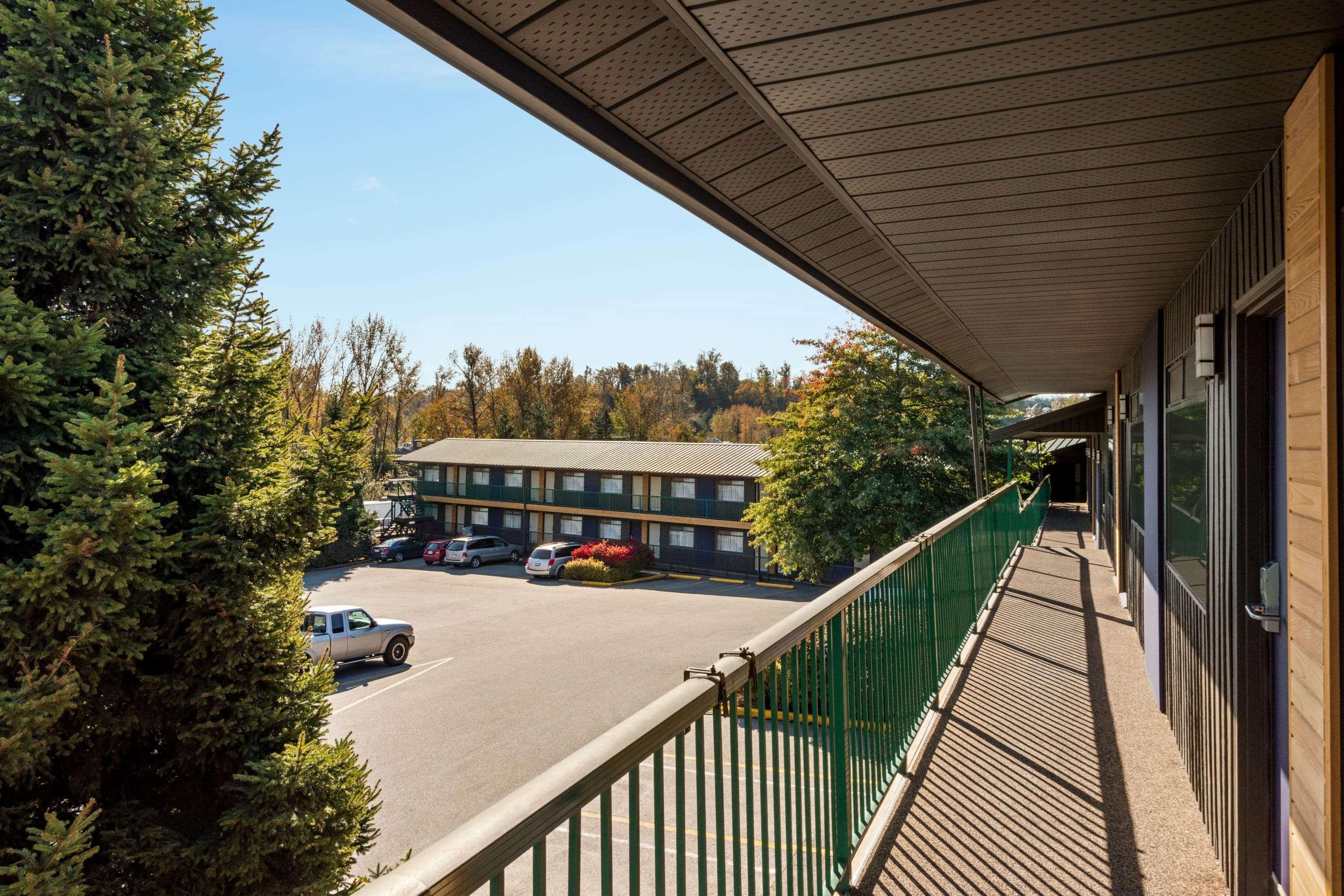 Travelodge By Wyndham Abbotsford Bakerview Esterno foto