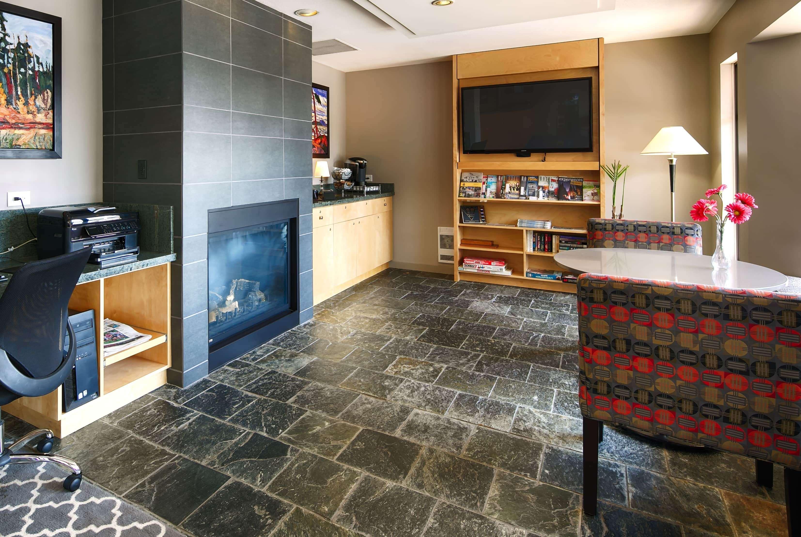 Travelodge By Wyndham Abbotsford Bakerview Esterno foto