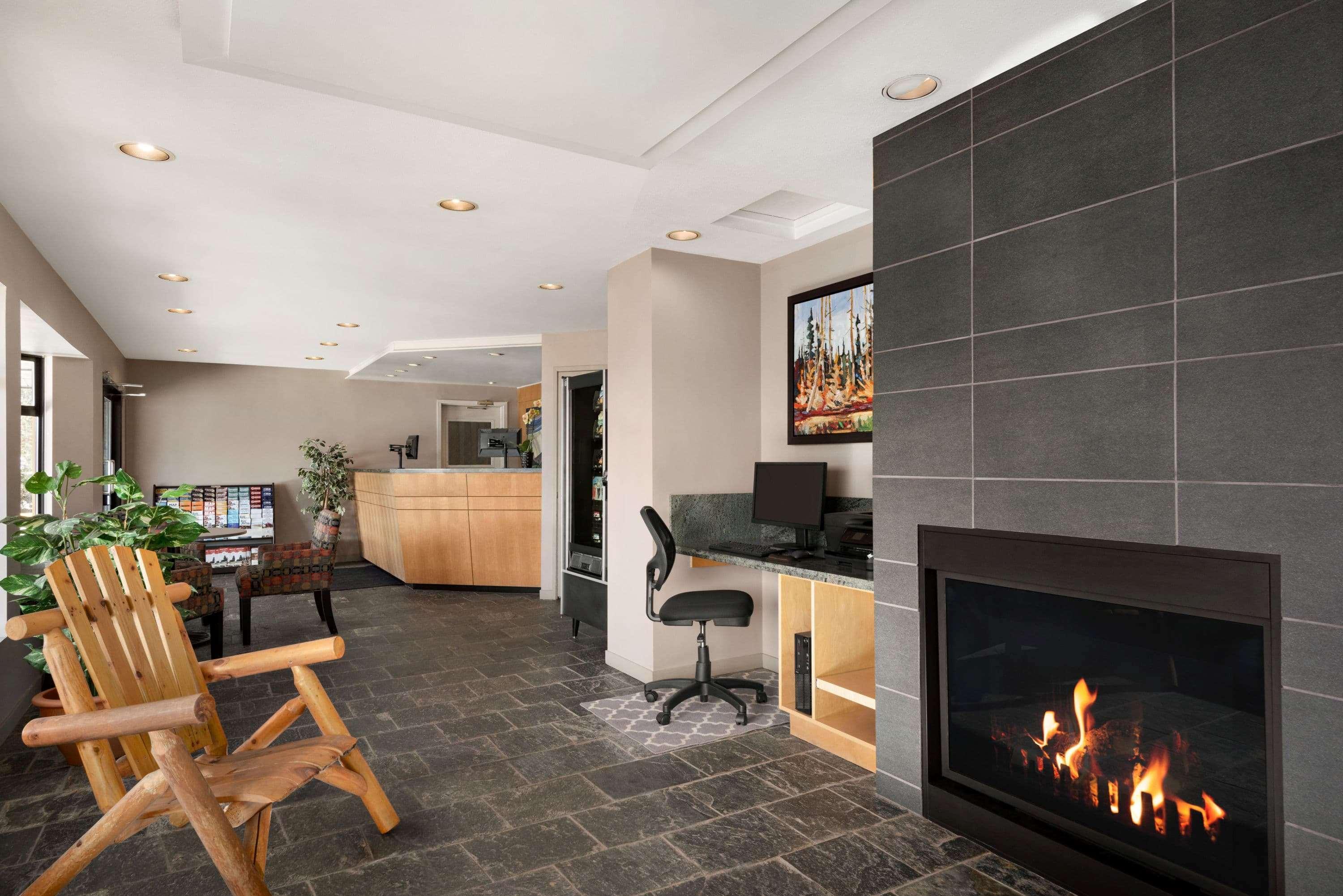 Travelodge By Wyndham Abbotsford Bakerview Esterno foto