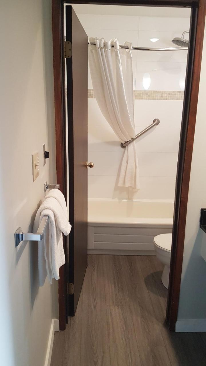 Travelodge By Wyndham Abbotsford Bakerview Esterno foto